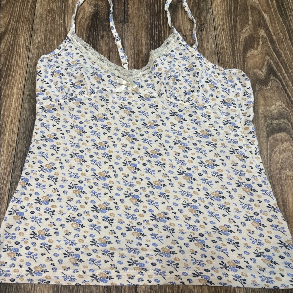 Elegant Floral Lace Cami Top